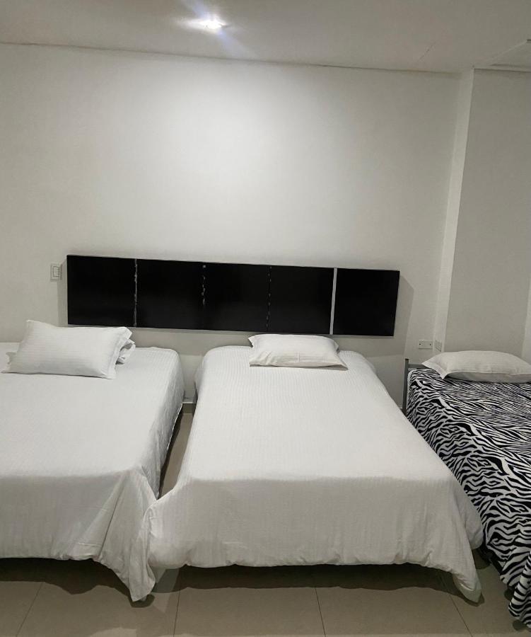Hotel Barrancabermeja Plaza Exterior photo